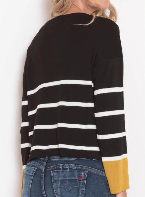 SWEATER WADOS M/L LIST