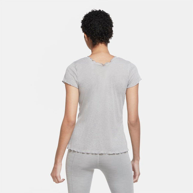 POLERA NIKE YOGA CORE CN LAYER VNR SS TOP - MAWI