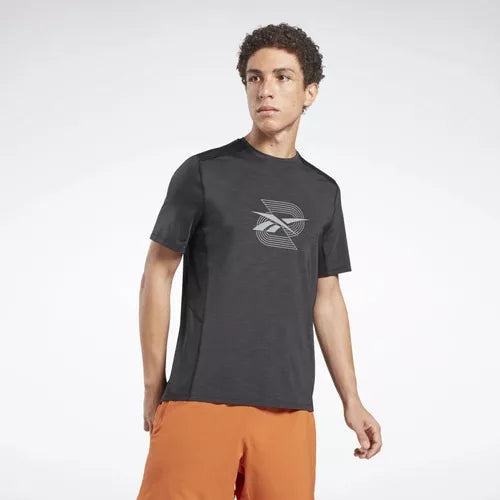 POLERA REEBOK TS AC GRAPHIC TEE - MAWI